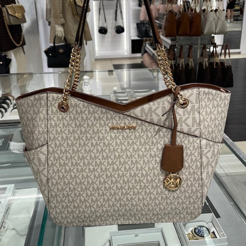 Michael Kors Jet Set Travel Large Chained Tote Shoulder Bag MK Vanilla